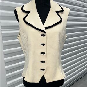 Elegant Cream and Black Women's Vest St. John collection vintage size 12